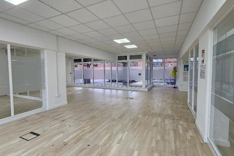 Office to rent - Enfield Road, London, Haggerston