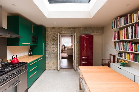 15 Durham Row, London, E1 0NP
