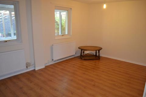 32 Axe Head Road, Northampton, NN4 8TF