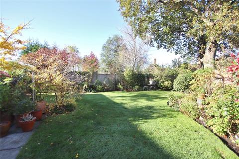 9 Crescent Road, Verwood, BH31 6DA