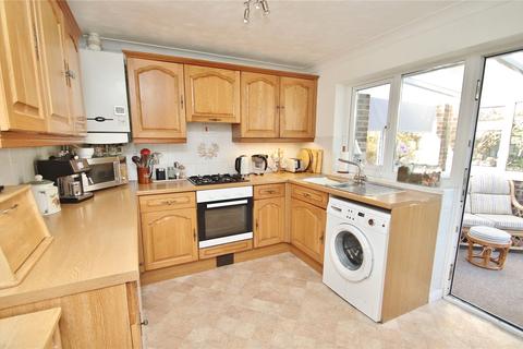 9 Crescent Road, Verwood, BH31 6DA