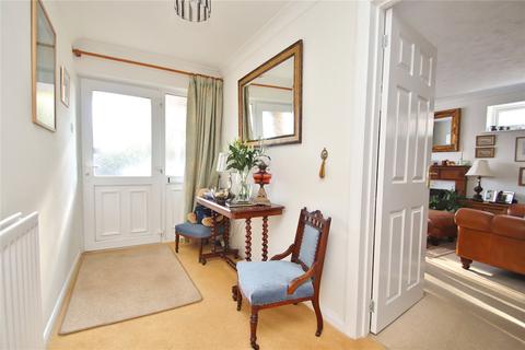 9 Crescent Road, Verwood, BH31 6DA
