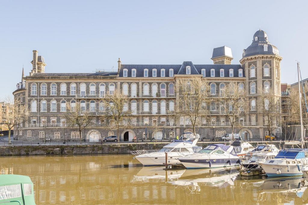 Apartment in Bristol