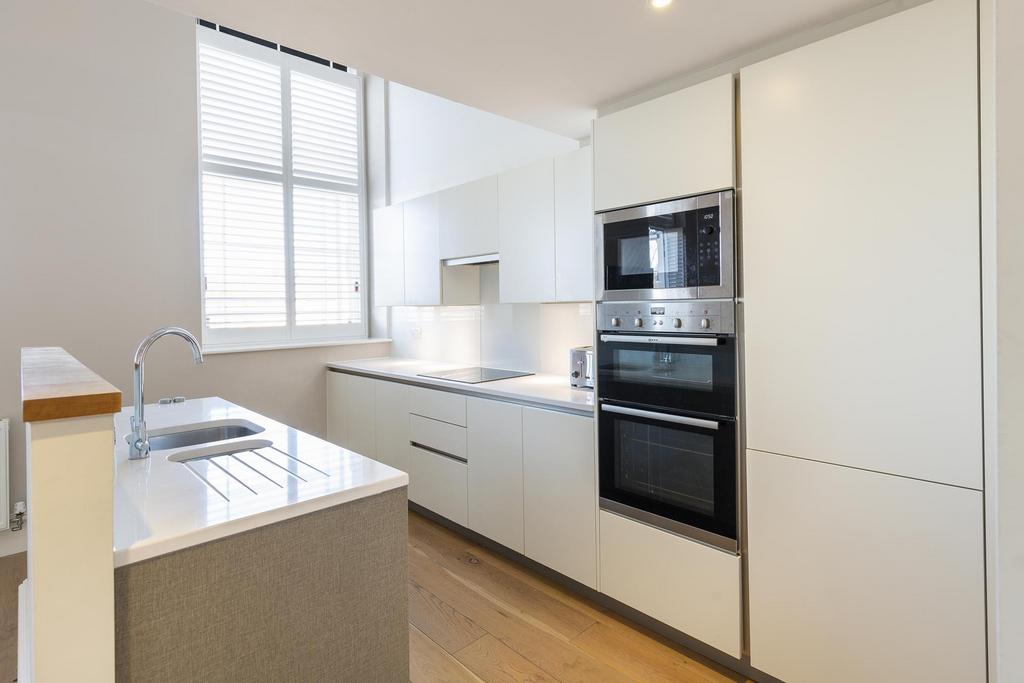 Apartment in Bristol - View 4