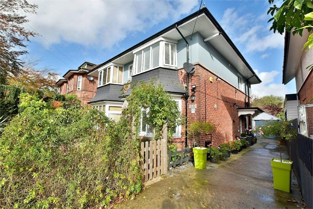 Ophir Road, Bournemouth, Dorset 1 bed flat £180,000
