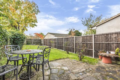 120 Bramdean Crescent, London, SE12 0UH