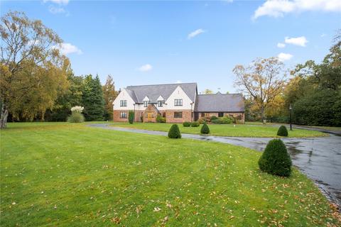 5 bedroom detached house to rent, Lees Lane, Wilmslow, Cheshire, SK9