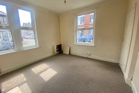 96 Querneby Road, Nottingham, NG3 5HS