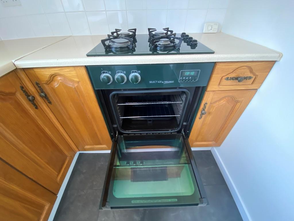 Oven