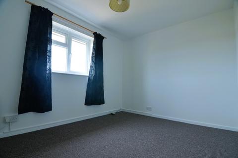 2 bedroom terraced house to rent, The Woodpeckers, Weymouth