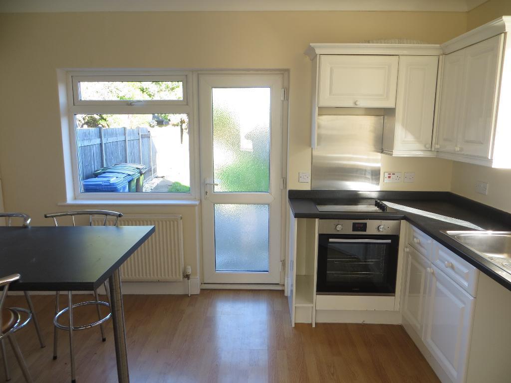 Seaton Road, Hessle, HU13 2 bed end of terrace house £575 pcm (£133 pw)