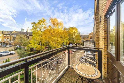 17 Goodhart Place, London, E14 8EG