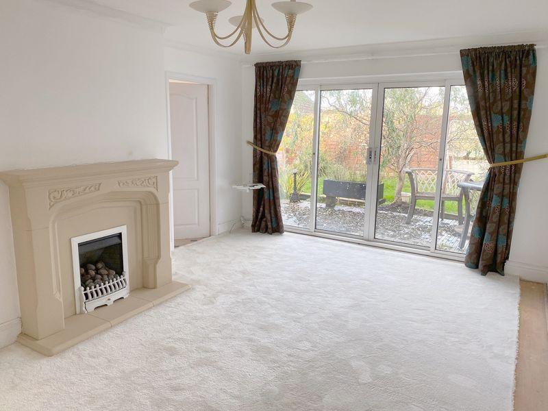 Maddocks Hill, Warminster 2 bed semidetached bungalow £190,000