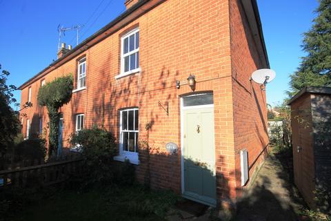 2 bedroom semi-detached house to rent, CHURCH STREET, LEATHERHEAD KT22