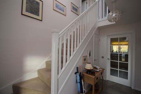 2 Herdman Place, Rattray, Blairgowrie, PH10 7FB