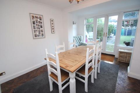 15 Scratton Road, Southend-on-sea, SS1 1EN
