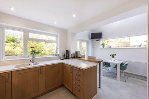 49 Ingleglen, Farnham Common, Slough, SL2 3QB
