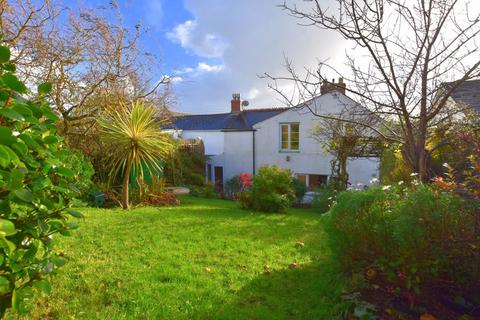2 Fore Street, Hartland, Bideford, EX39 6AB