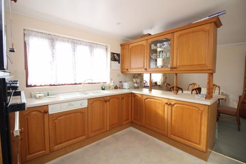 22 Jubilee Drive, Failand, Bristol, BS8 3XD