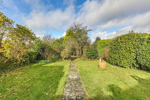 60 Princes Avenue, South Croydon, CR2 9BB
