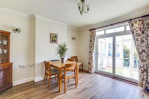 60 Princes Avenue, South Croydon, CR2 9BB