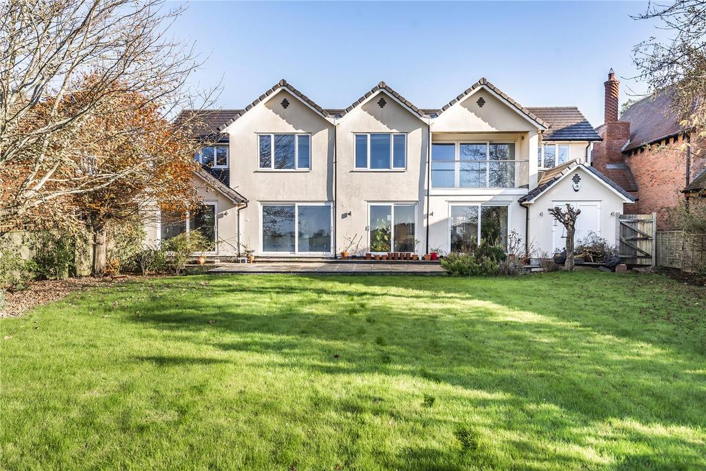 Mears Ashby Road, Earls Barton, Northamptonshire, NN6 5 bed detached house £895,000