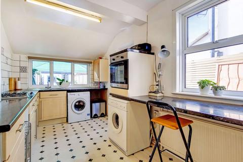 38 Newark Road, South Croydon, CR2 6HQ