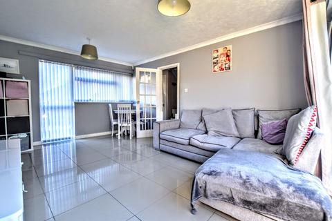 19 Abbotsfield, Eaglestone, Milton Keynes, MK6 5AB