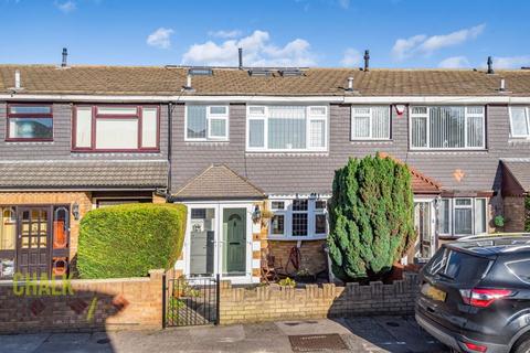 29 Whybridge Close, Rainham, RM13 8BB