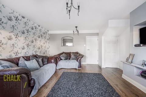29 Whybridge Close, Rainham, RM13 8BB