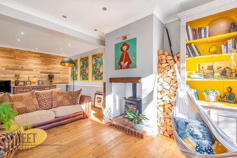 94 Howard Road, Upminster, RM14 2UU