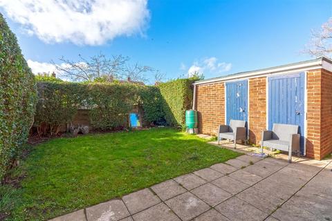 65 Harefield Avenue, Worthing, BN13 1DR