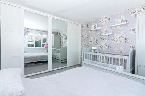 65 Harefield Avenue, Worthing, BN13 1DR