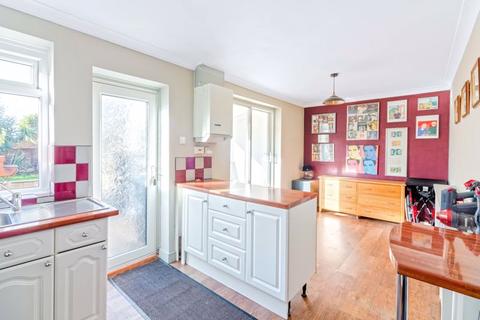 5 The Avenue, Goring By Sea, Worthing, BN12 6HJ