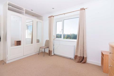 5 The Avenue, Goring By Sea, Worthing, BN12 6HJ