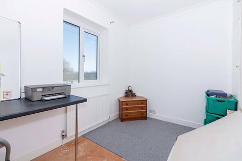 5 The Avenue, Goring By Sea, Worthing, BN12 6HJ