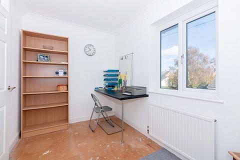 5 The Avenue, Goring By Sea, Worthing, BN12 6HJ