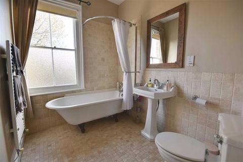 107 Comer Road, Worcester, WR2 5HY