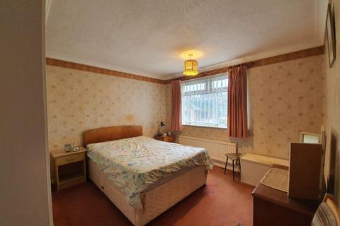 38 Holcombe Crescent, Ipswich, IP2 9QL