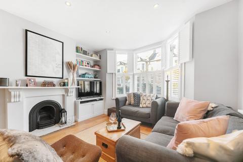 Flat 1, 32 Brading Road, London, SW2 2AW