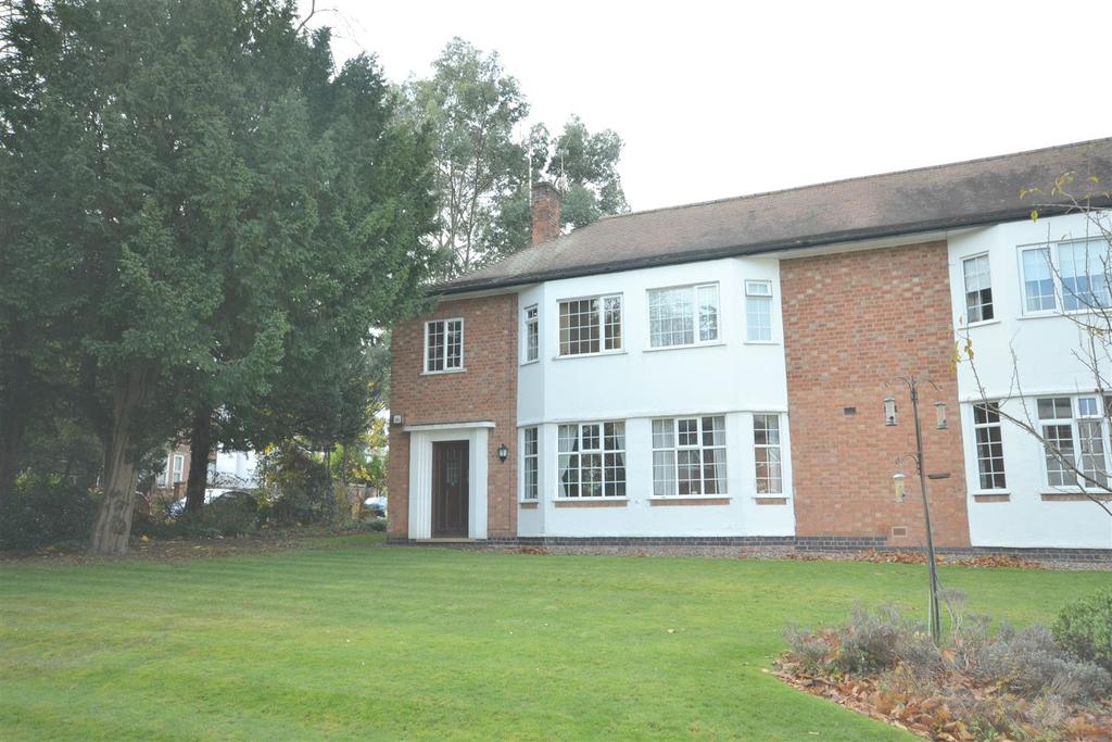 Elmfield Avenue, Stoneygate, Leicester 2 bed flat £185,000