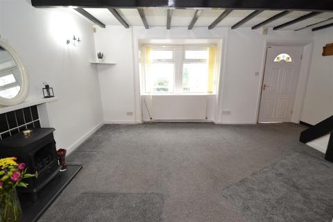 5 Brecks, Clayton, Bradford, BD14 6DY