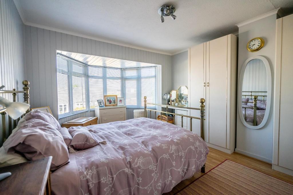 Brockfield Park Drive, Huntington, York 3 bed semidetached house £