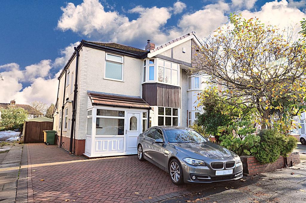 Bradford Road, BOLTON, BL3 3 bed semidetached house £220,000