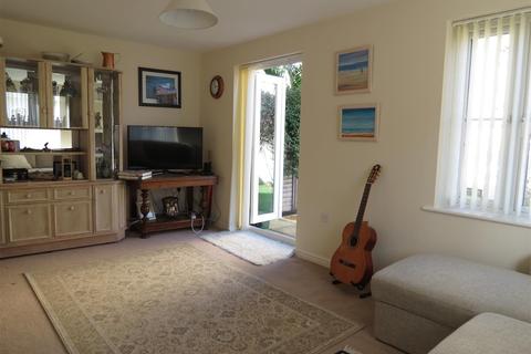 59 Bay View Road, Duporth, St Austell, PL26 6BN