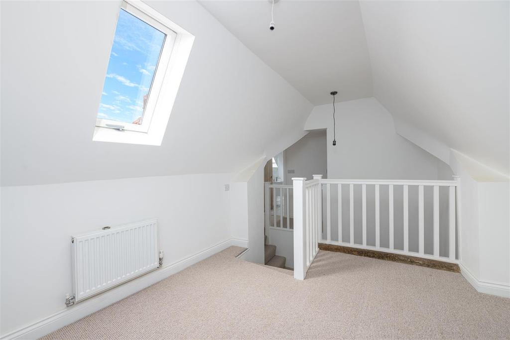 Mezzanine level/landing