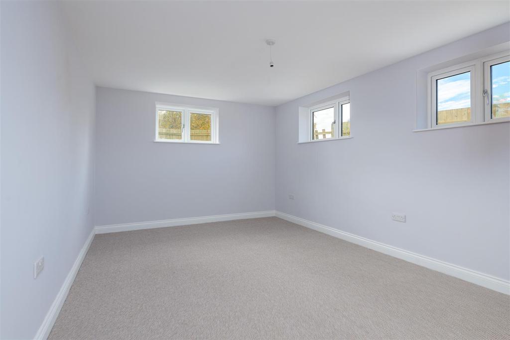 Gf bedroom/office