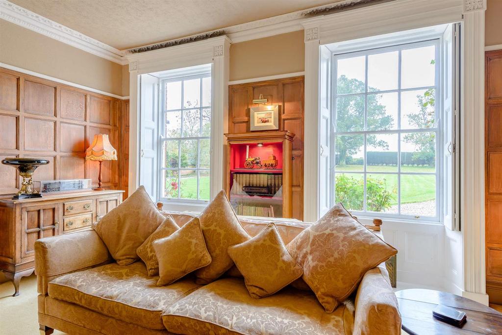 8441536-interior05-800.jpg