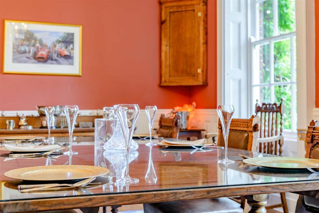 8441536-interior26-800.jpg