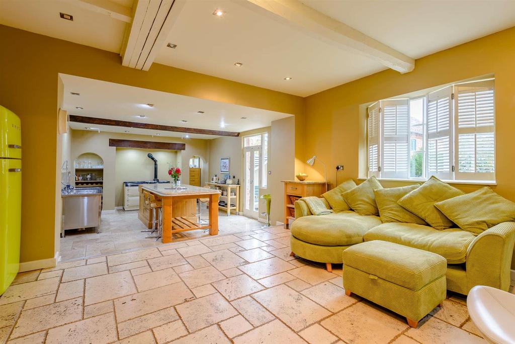 8441536-interior21-800.jpg